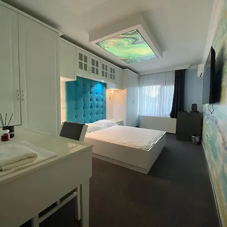 Hotel X Pool *